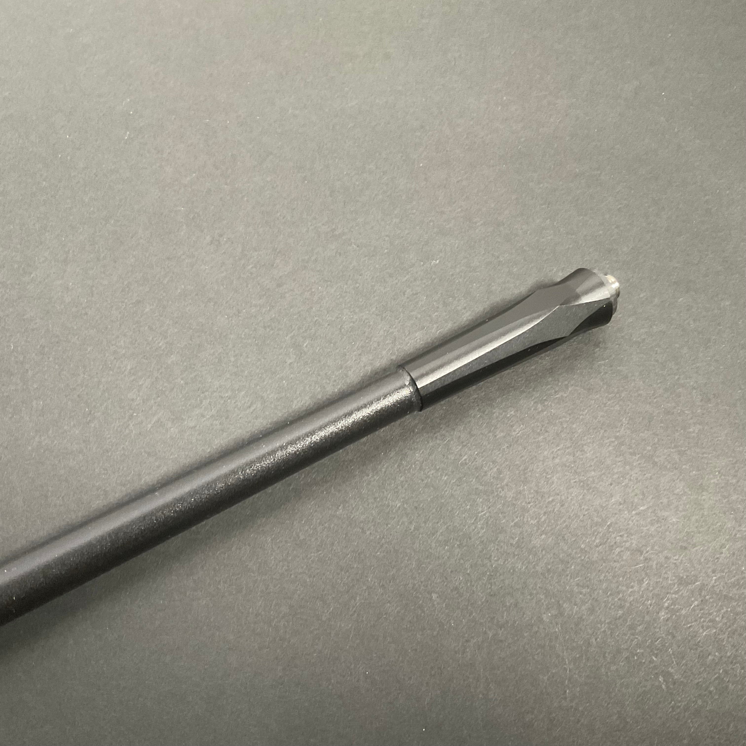 Ultra v4 28” Standard Vibrocore - Cosmetic Blemish